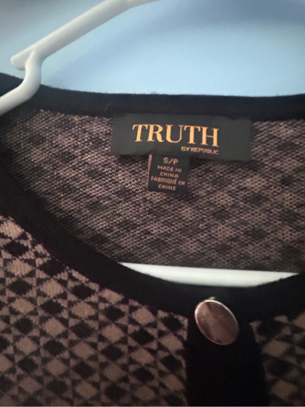 Truth by Republic Cropped Patterned Cardigan with Contrast Trim - Picture 2 of 4